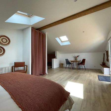 Le Clos Des Grandes Rivieres Sainte-Soulle Εξωτερικό φωτογραφία